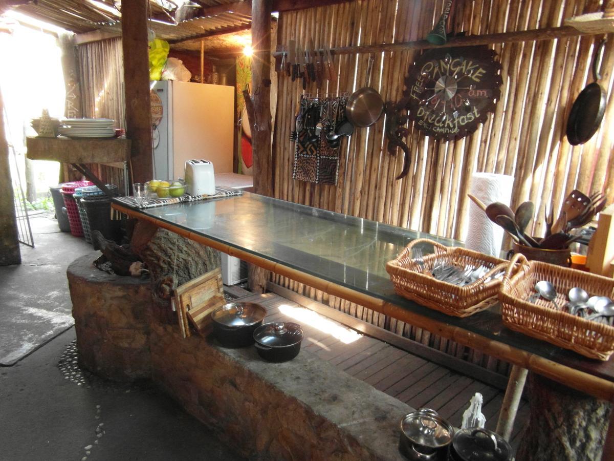 Dijembe Backpackers Lodge Stormsrivier Exterior photo